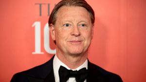 Verizon’s CEO swears by a simple 1-question morning routine: It gets you into the ‘right mood and right energy’