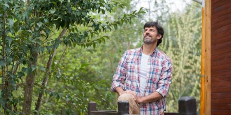 ‘It provides shade and privacy’: My neighbor wants me to cut down my 20-year-old oak tree. Can he force me to?