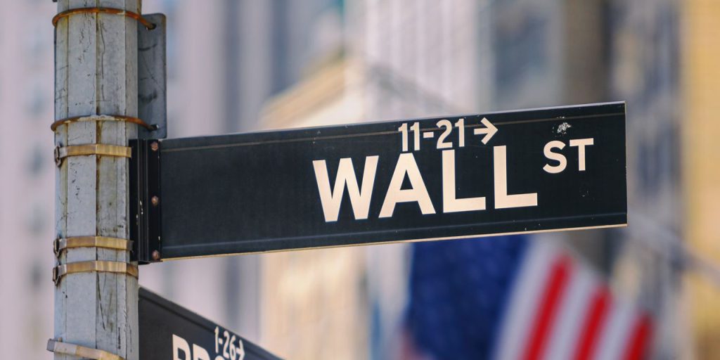 S&P 500 slumps to bottom of bullish uptrend channel as investors brace for Fed Chair Powell