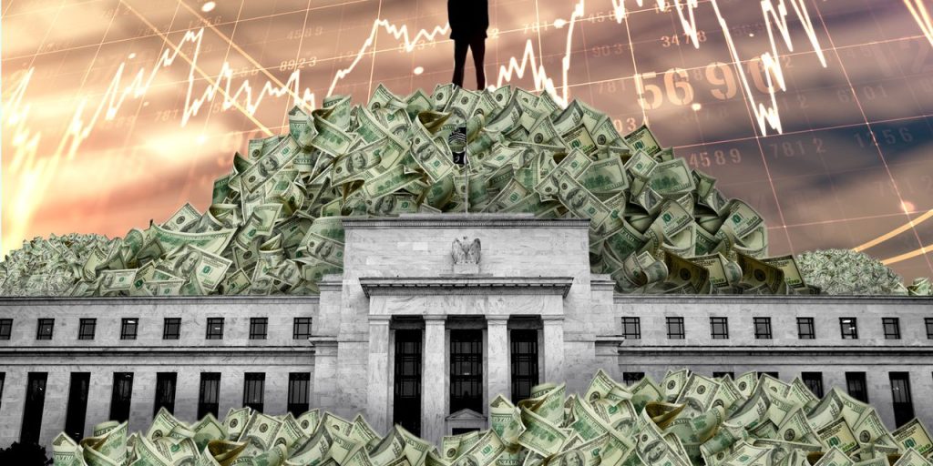 Cash investors may be at ‘the top of the mountain.’ Here’s when 5% CDs and money market funds could finally end.