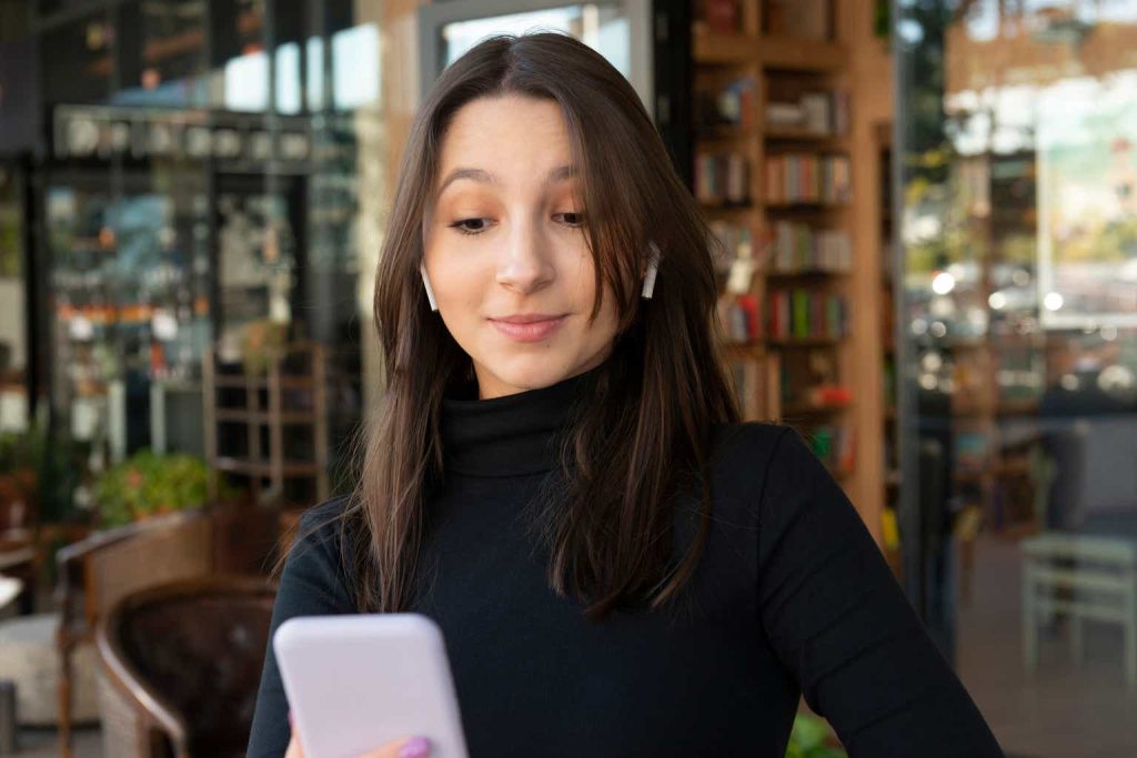 Amdocs: A Low Beta Stock Your Portfolio Is Asking For (NASDAQ:DOX)