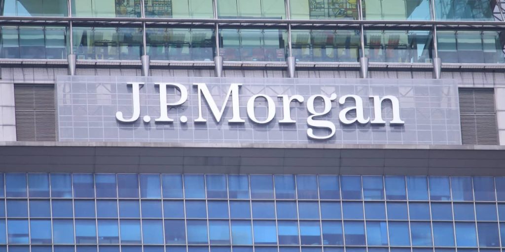 JPMorgan Chase Nabs $2 Billion Private-Banker Team From Citi