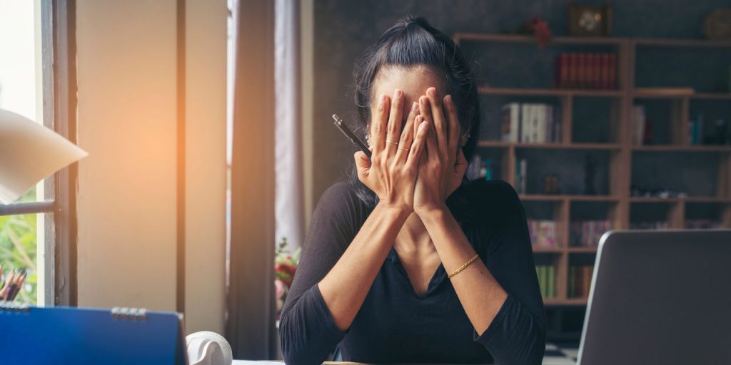 Be extra vigilant about these credit card scams during the holiday season