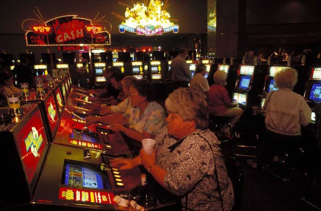 Lucky Me! So Many Prizes To Collect In One Week By Clicking On A Link. Too Bad They Are All Scams