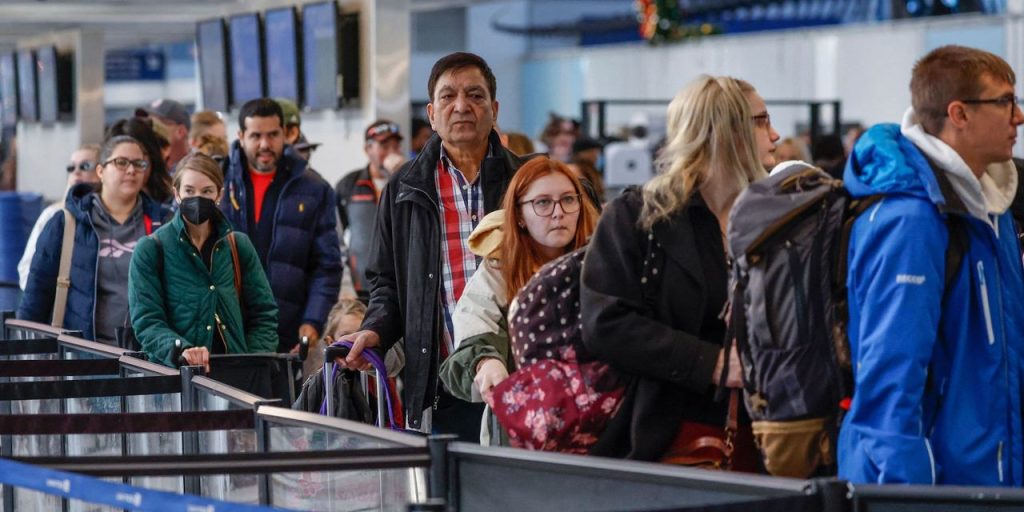 The best and worst days to fly for the Thanksgiving holiday