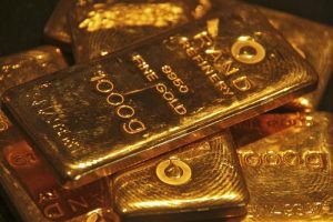Gold prices dip as risk appetite ramps up on Fed pause bets