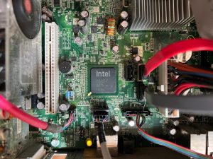 Intel And Apple: What The 18AP Node Could Mean For Investors (NASDAQ:INTC)